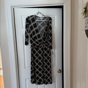 Signature by Robbie Bee Black and Cream Geometric Long Sleeve Dress